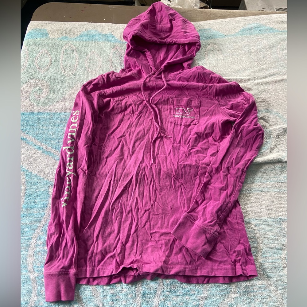 Vineyard vines sweatshirt